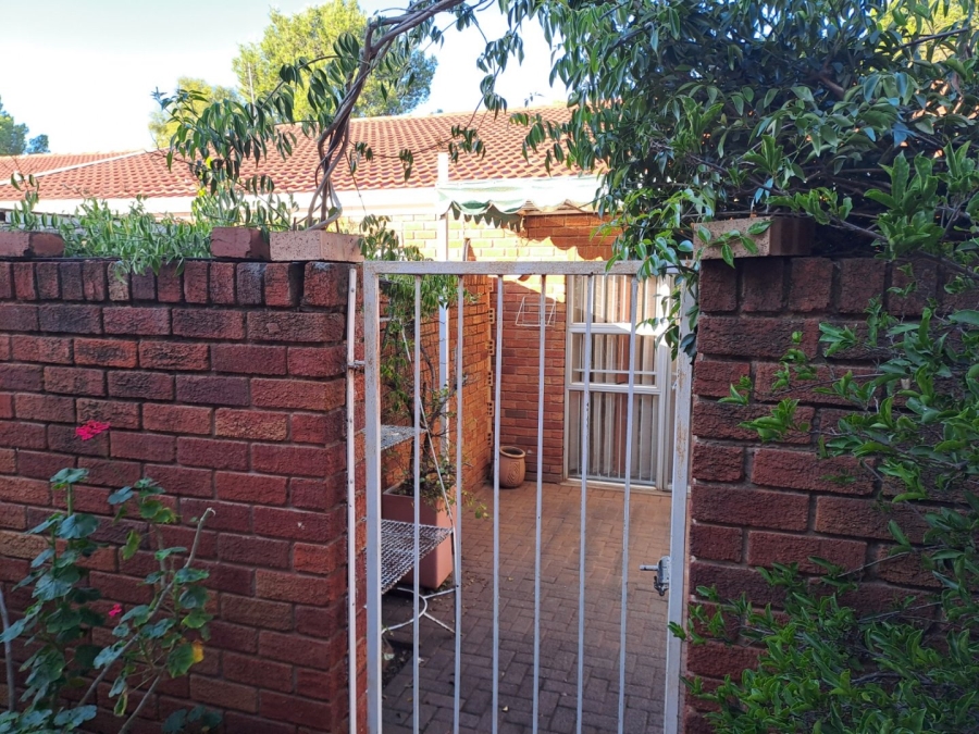 To Let 1 Bedroom Property for Rent in Westdene Free State